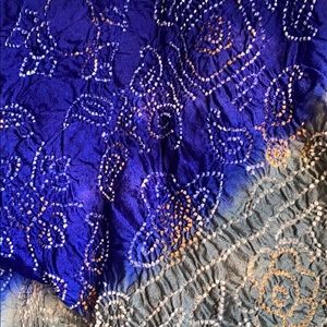 Silk shawl/scarf
